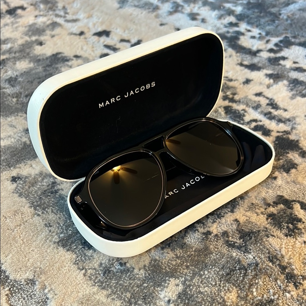 Marc Jacobs Black Sunglasses